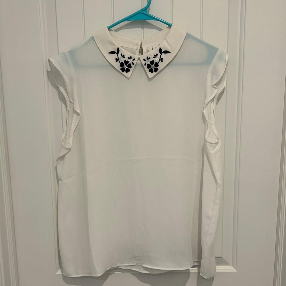 Elle Sleeveless Decorative Collar Top Large